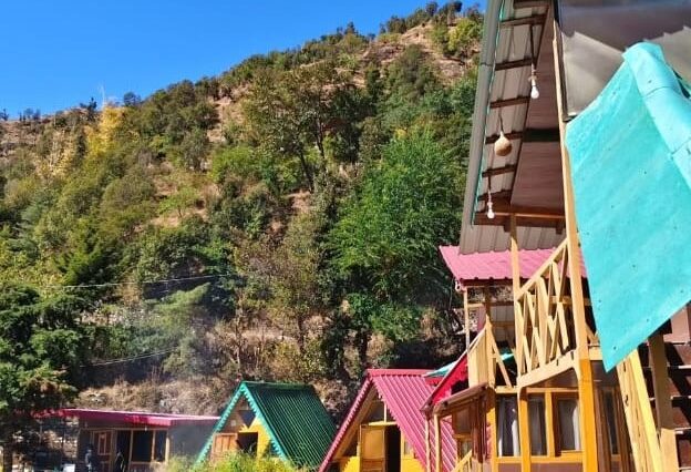 Anany Resort By: Hill Crowns (Pangot)